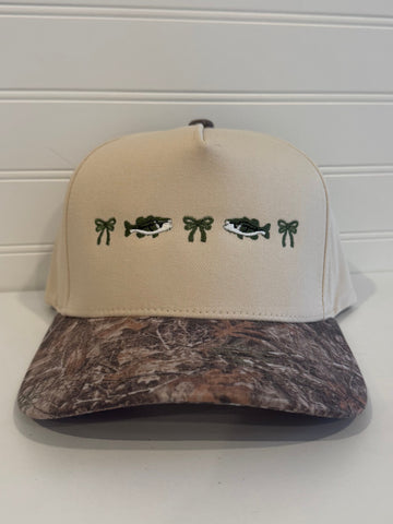 Bass bow hat